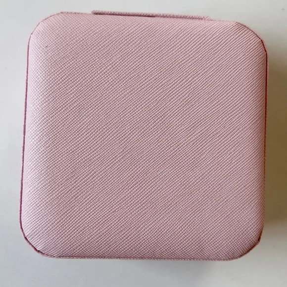 NEW ✨Pink Compact Jewelry Case - Picture 2 of 6